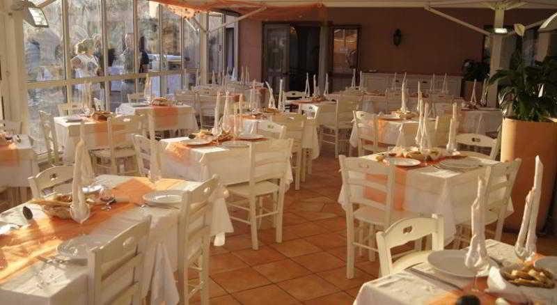 Borgo Dei Pescatori Hotel Aglientu Ngoại thất bức ảnh