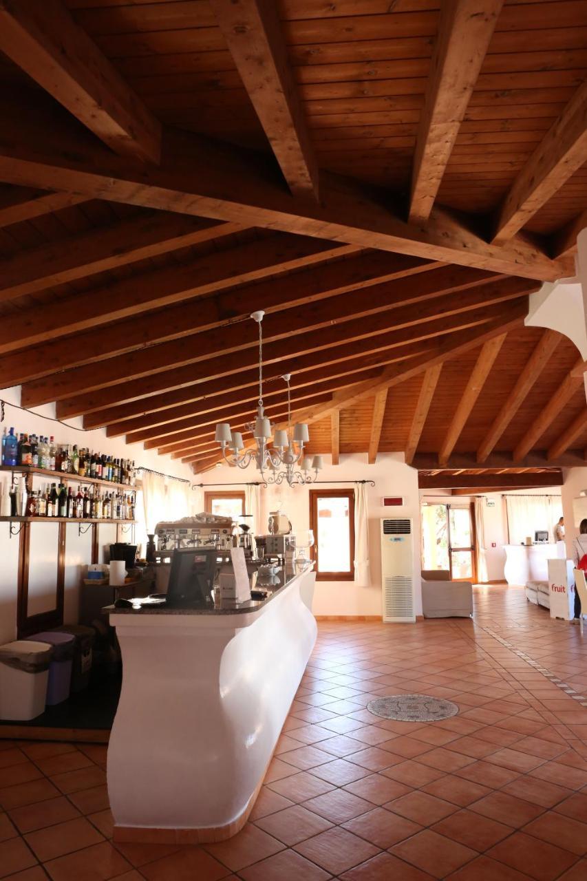 Borgo Dei Pescatori Hotel Aglientu Ngoại thất bức ảnh
